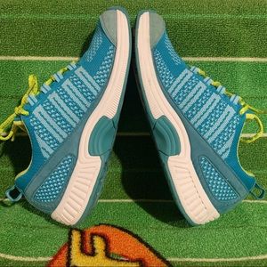 Orthofeet BioFit Coral Stretch Knit Walking Shoes, Turquoise & White, Size 7.5